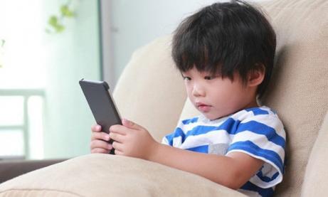 Phương pháp cai điện thoại cho con, làm cha mẹ nên nắm